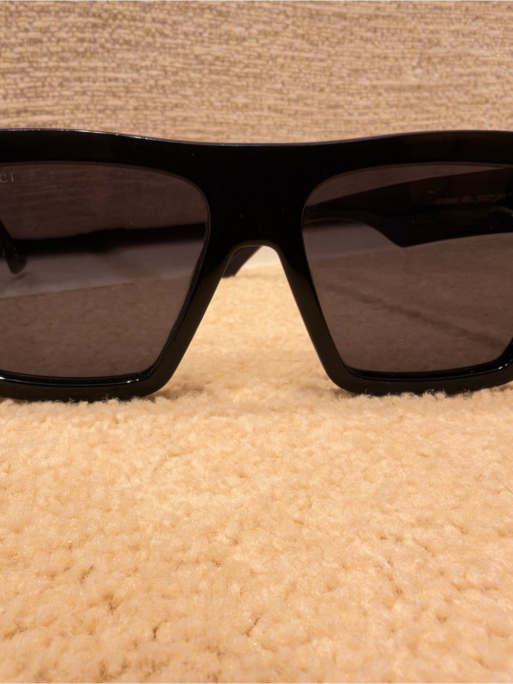 Gucci Black Rectangular Women's Sunglasses